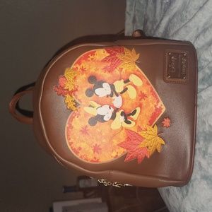 Rare Autumn Mickey and Minnie Loungefly Bag🙂